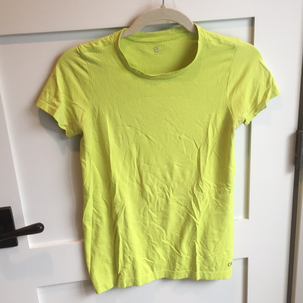Gap fit sweat wicking tee